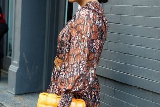 Ayesha Curry Shows Off Weight Loss In Viral Bikini Photo, Fans Call Foul