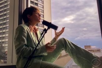 Christine and the Queens Sings “People, I’ve been sad” on Colbert: Watch
