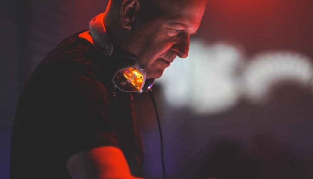 DJ D-Sol Drops Eclectic Remix Package for Deep House Ballad “Electric”