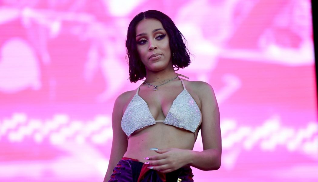 Doja Cat Addresses Accusations Of Racist Language In ‘Completely Honest’ Instagram Live