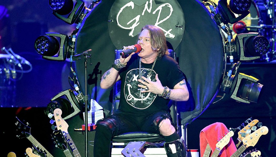 Guns N’ Roses Take Aim at Trump With New T-Shirt