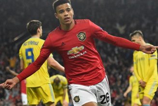 ‘It’s unbelievable’: Luke Shaw fancies Manchester United star to emulate Robin van Persie