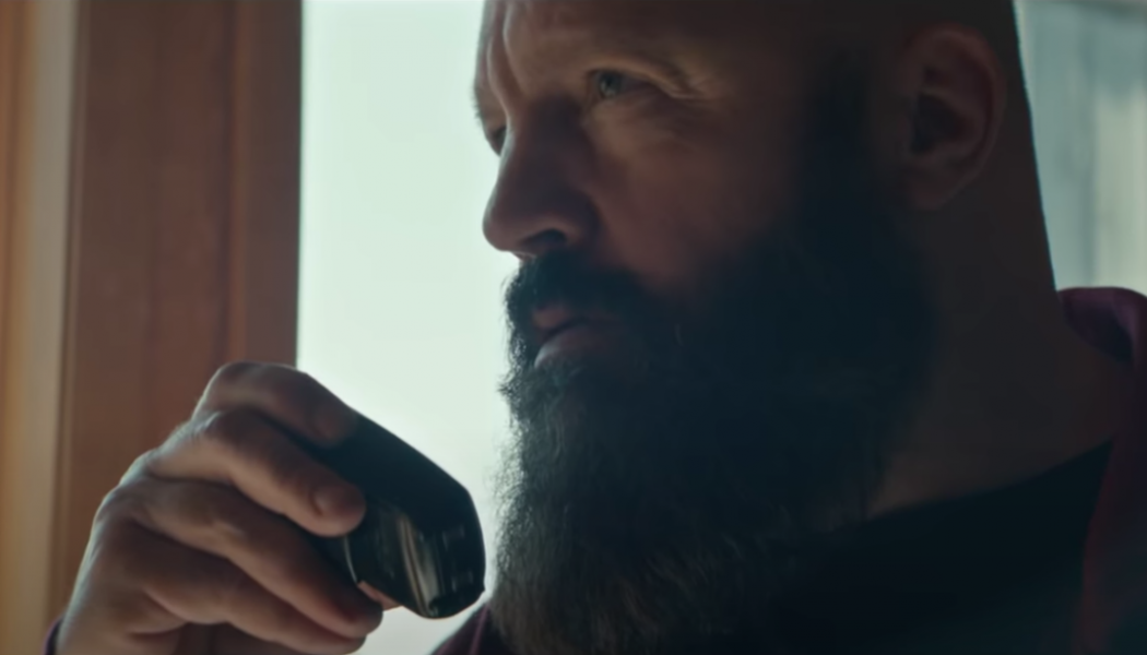 Kevin James Goes From Paul Blart to Nazi Psychopath in Trailer for Becky: Watch