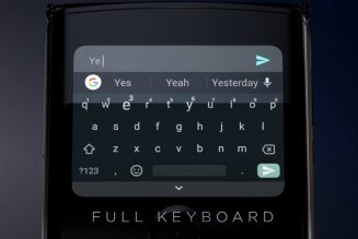 Motorola’s foldable Razr gets some new features with its Android 10 update