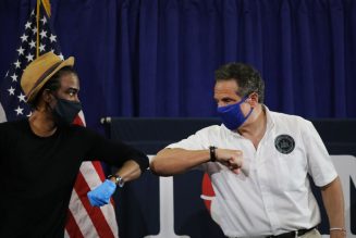 NY Governor Andrew Cuomo Requires Businesses To Deny Shoppers Without Masks