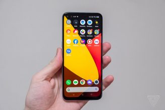 Realme announces €499 Europe flagship with periscope zoom and 120Hz screen