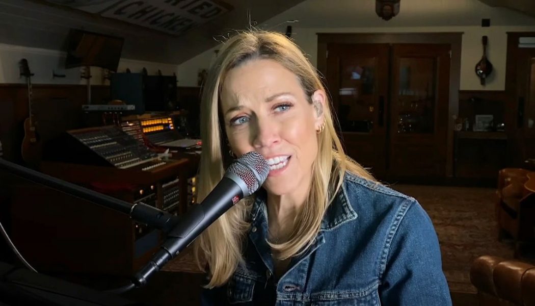 Sheryl Crow Covers George Harrison’s “Beware of Darkness” on Colbert: Watch