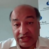 U.S. abdicating global leadership role, leader of European development bank says