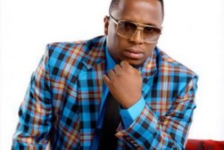 VIDEO: Eben – On God