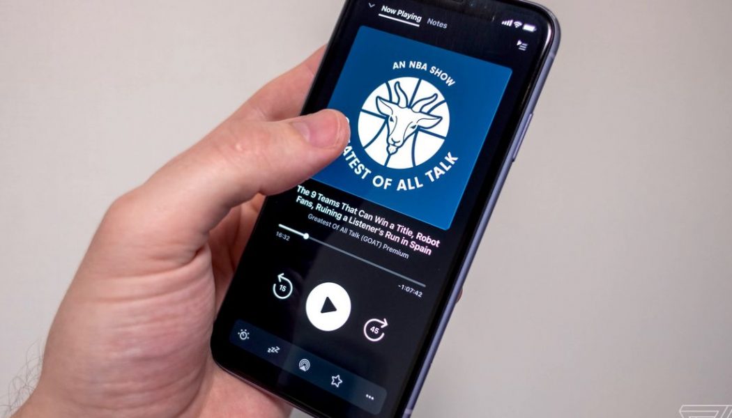 Apple pulls podcast apps in China after government pressure