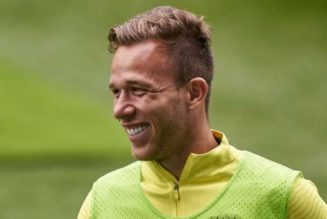 Barcelona’s Arthur Melo completes Juventus switch