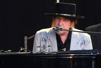 Bob Dylan Shares Tracklist for Rough And Rowdy Ways