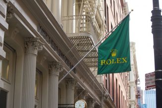 Correction: Looters Did Not Steal $2M Worth Of Watches From A Rolex Store