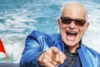 DAVID LEE ROTH Shares Original Artwork Inspired By Coronavirus Crisis