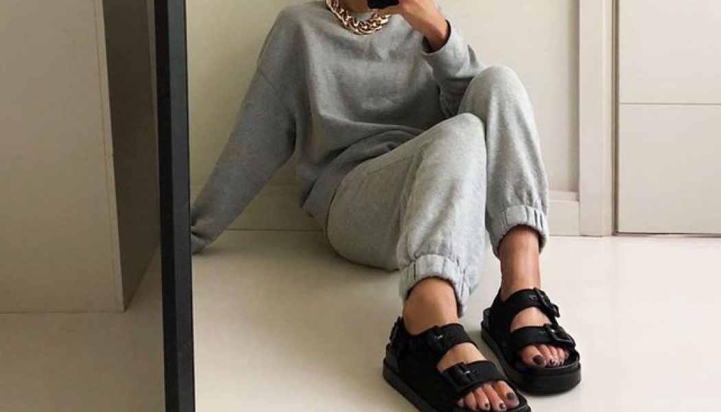 Don’t Kill Your Feet: A Podiatrist Ranks Your At-Home Shoes From Best to Worst