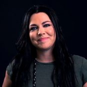 EVANESCENCE’s AMY LEE And TROY MCLAWHORN Cover BANANARAMA’s ‘Cruel Summer’ (Video)