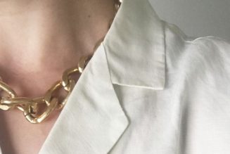 Every Time I Wear This One Necklace, I Get Dozens of Messages on Instagram