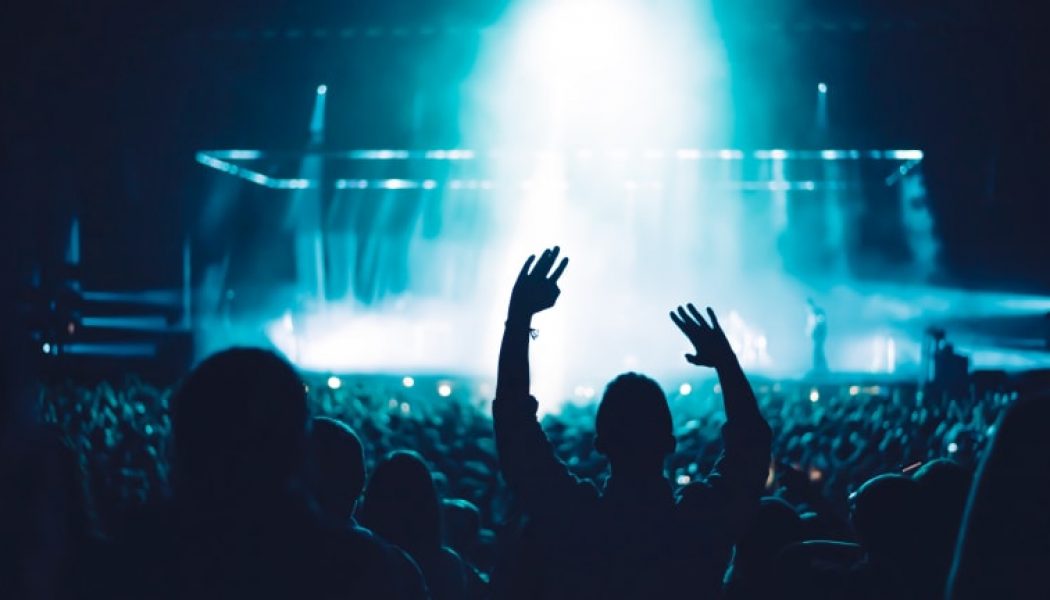 Experts: Concert Industry Reopening Could See Fans Walking Through “Mist of Disinfectant”