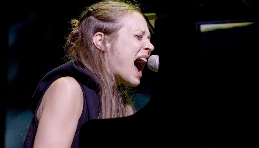 Fiona Apple Joins Black Lives Matter Protests in California