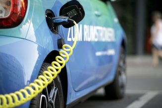 German gas stations will have to provide electric car charging under new rules