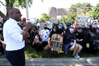 Kansas City Mayor Told He “Should Hang From A Tree” & Called The N-Word In Text Messages