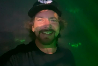 Pearl Jam Play ‘Dance of the Clairvoyants’ in First Performance of 2020