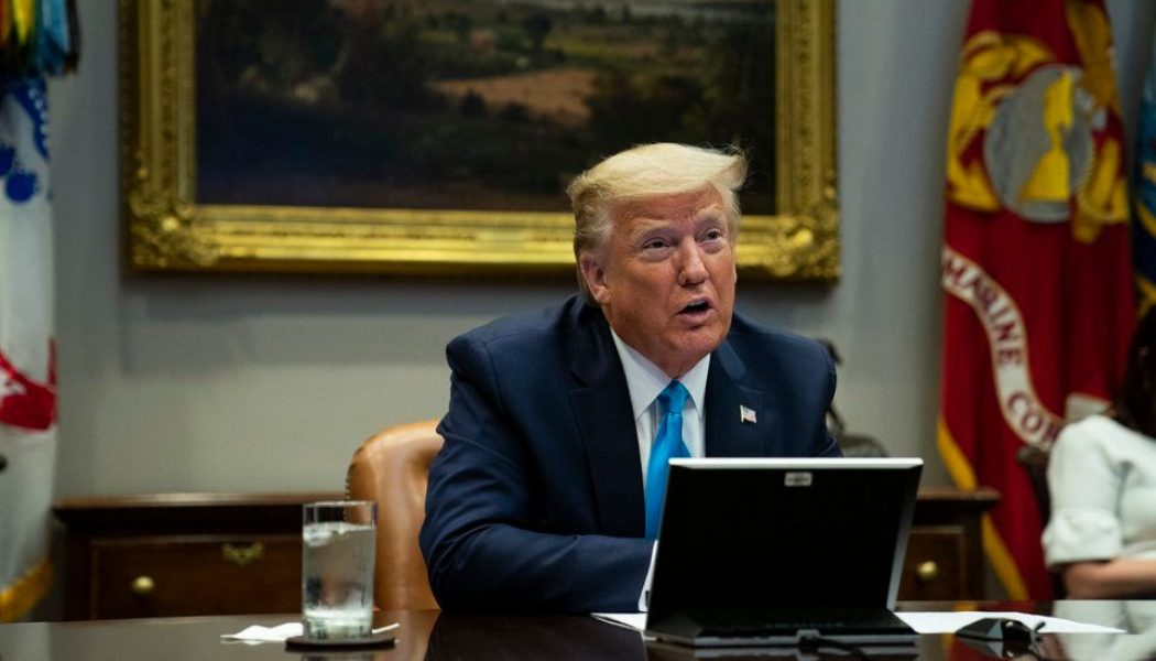 Reddit Bans Popular Donald Trump Subreddit for Hate Speech