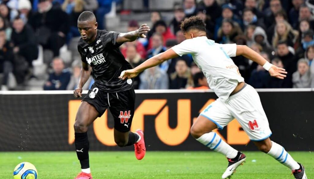 Report: West Ham preparing an offer for 24-yr-old forward, star could cost £18m