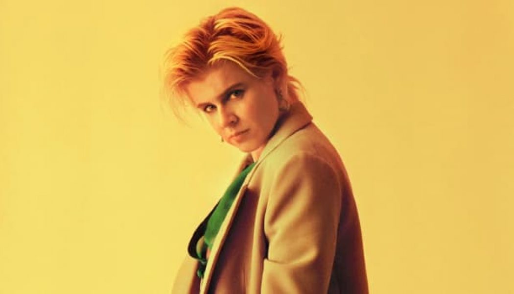 Robyn Celebrates 10th Anniversary of Iconic Single “Dancing On My Own”