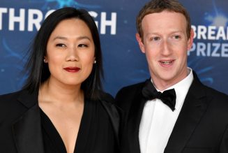 Scientists funded by Chan Zuckerberg Initiative urge Facebook CEO to curb misinformation
