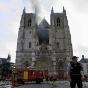Arson suspected in major fire at French cathedral in Nantes