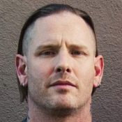 COREY TAYLOR Has Hope For Future Of Rock: ‘I Know A Ton Of Younger Bands That Play Their Own Instruments’