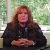 DAVID COVERDALE Unboxes WHITESNAKE’s ‘The Rock Album’ Collection (Video)