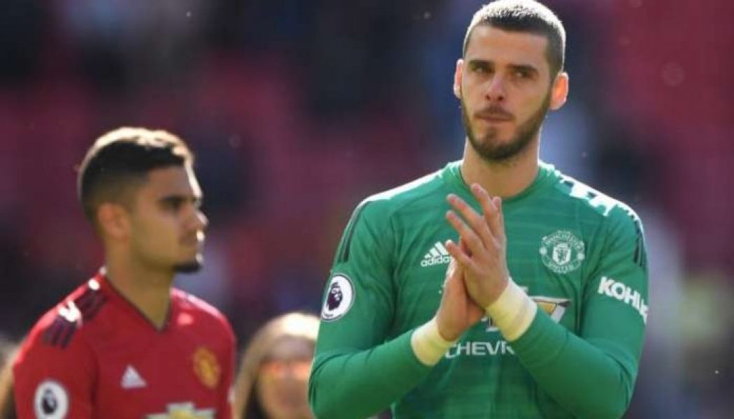 Dean Henderson praises David de Gea amidst talk over future