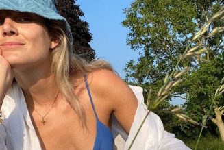 Everyone I Know With Amazing Skin Uses This One Scientific Product