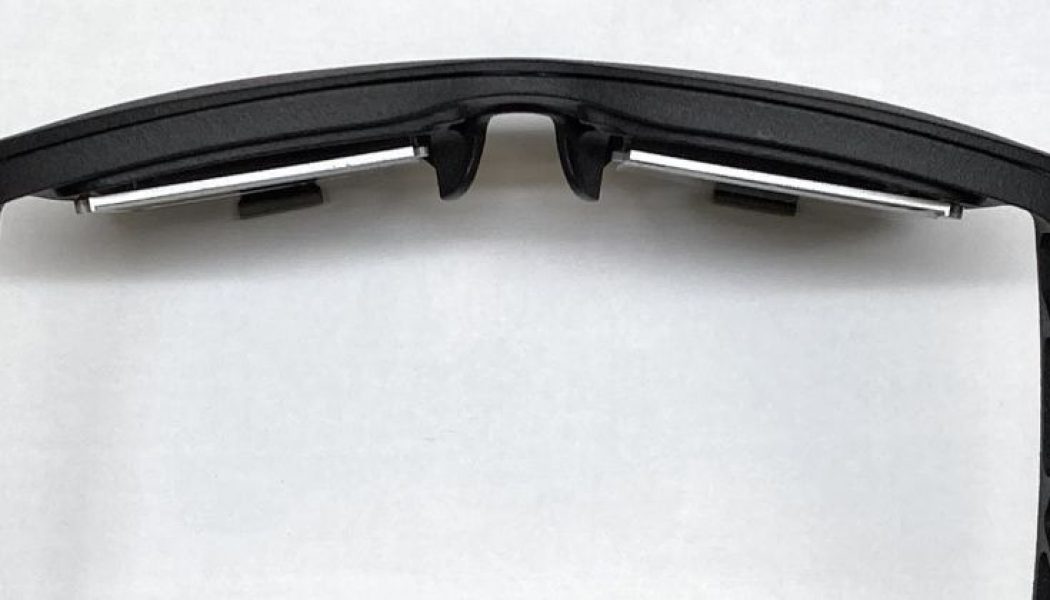 Facebook’s newest proof-of-concept VR headset looks like a pair of sunglasses