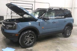 Ford Makes Bronco a Brand for 4×4 SUVs