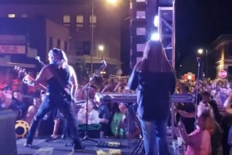 Great White Plays Coronavirus Concert With No Social Distancing