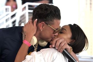 Here’s Every Hookup From This Week’s Double Shot At Love Pool Party