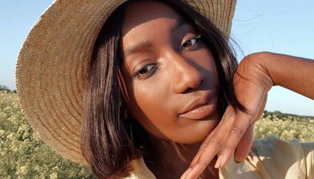 If You Want to Make Your Beauty Routine More Sustainable, This Is a Good Start