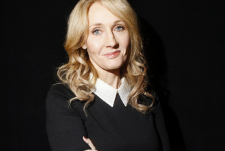 J.K. Rowling Won’t Stop Being Transphibic, Says Gay People Are Experiencing a “New Kind of Conversion Therapy”