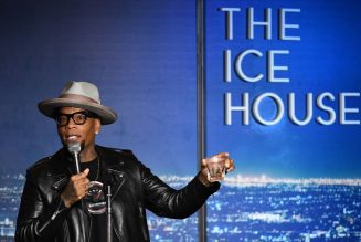 No Laughing Matter: D.L. Hughley Says He Unknowingly Spread The Coronavirus To His Team