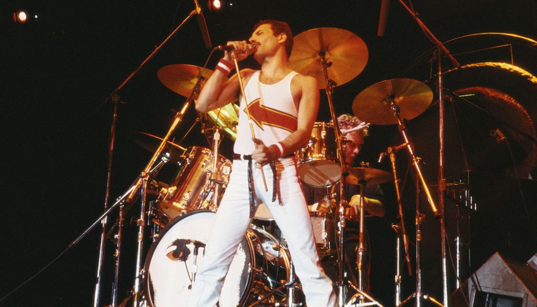 ‘Queen’s Greatest Hits’ Logs 55th Week at No. 1 on Catalog Albums & Just One Album Has Had a Longer Run