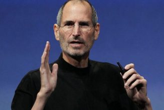 Read Steve Jobs’ emails about why you can’t buy digital books in Amazon’s apps