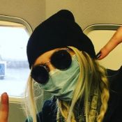 THE PRETTY RECKLESS’s TAYLOR MOMSEN Wore Masks On Airplanes Even Before COVID-19 Pandemic