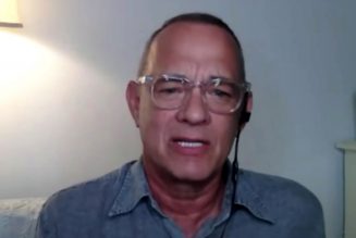 Tom Hanks Questions Patriotism of Americans Who Don’t Wear Masks