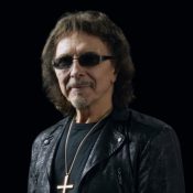 TONY IOMMI Looks Back On BLACK SABBATH Reunion For LIVE AID Concert: ‘It Was Great Being With The Guys Again’