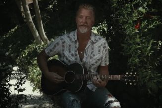 Watch Josh Homme’s Acoustic Take on Them Crooked Vultures Song