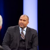 Barack Obama Hater Tavis Smiley Ordered To Pay PBS $2.6M For Being A Creep, Allegedly