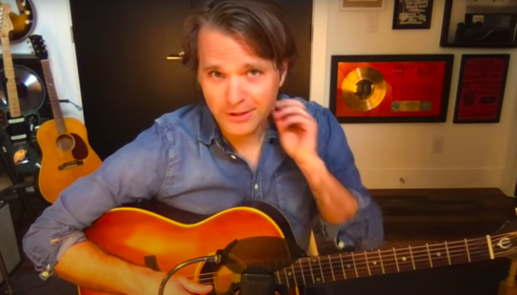 Ben Gibbard Performs Postal Service’s ‘Such Great Heights,’ Dedicates It to USPS